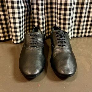 Repetto Sleek Black Leather Oxford Dress Shoes